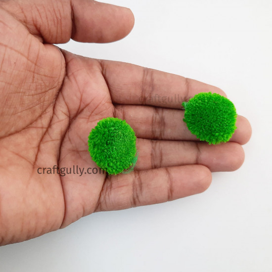 Pom Poms 25mm - Light Green - Pack of 25