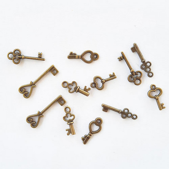 Charms Metal - Keys - Assorted #1 - Bronze - Pack of 12