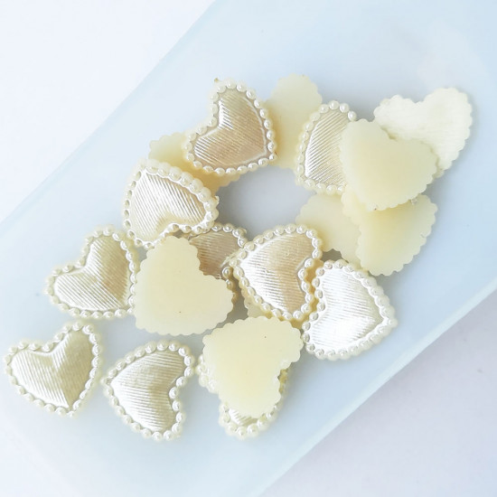 Flatback Pearls 14mm Heart #2 - Cream - Pack of 30