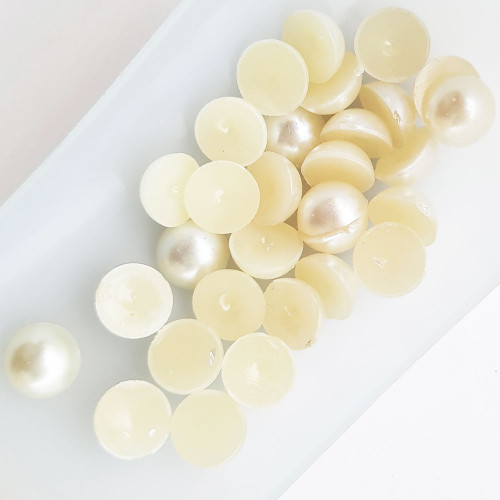 Flatback Pearls 10mm Round - Cream - Pack of 30