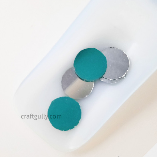 Cut Mirrors 20mm - Round - 10gms/ 12 Pcs Cut Mirrors 20mm - Round - 10gms/ 12 Pcs
