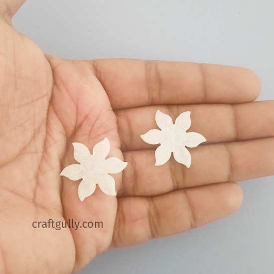 Felt Shapes Flower #3 - Ivory - Pack Of 30