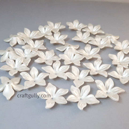 Acrylic Beads 26mm Flower #16 - Ivory - 30 Beads