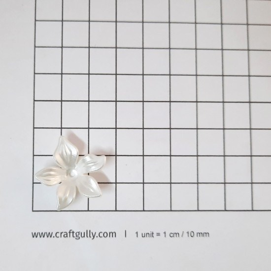 Acrylic Beads 26mm Flower #16 - Ivory - 30 Beads