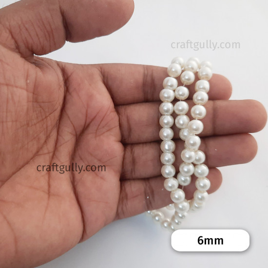 Glass Beads 6mm Pearl Finish - Off White - 1 String