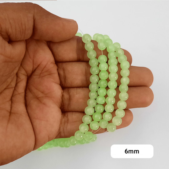 Glass Beads 6mm Round - Pastel Light Green - 1 String / 140 Beads