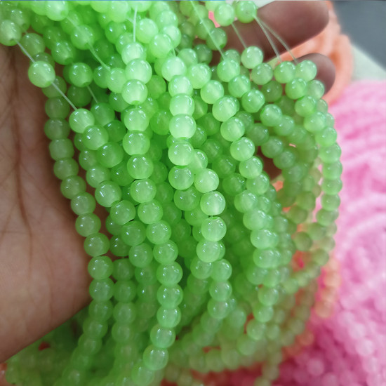 Glass Beads 6mm Round - Pastel Light Green - 1 String / 140 Beads