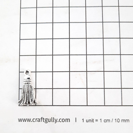 Metal Charms 22mm Tassels #1 - Silver Finish - 6 Charms