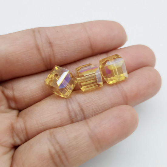 Glass Beads 11mm Cube Faceted - Amber & Lustre - 10 Beads