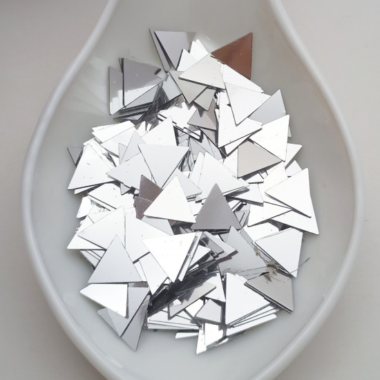 Sequins #81 - 12x10mm Triangle - Silver - 10gms Sequins #81 - 12x10mm Triangle - Silver - 10gms