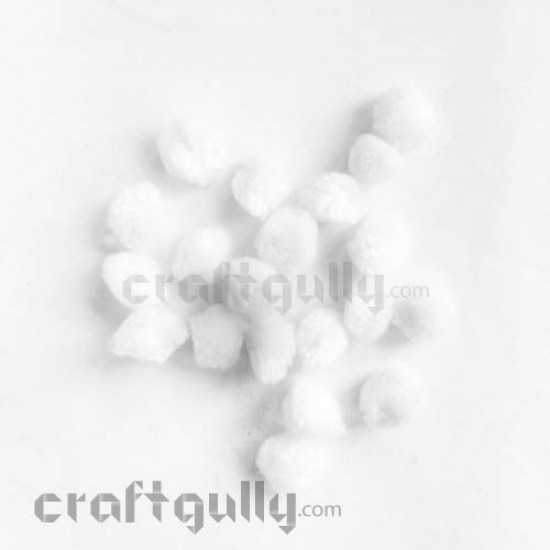 Pom Poms 20mm - White - Pack of 25