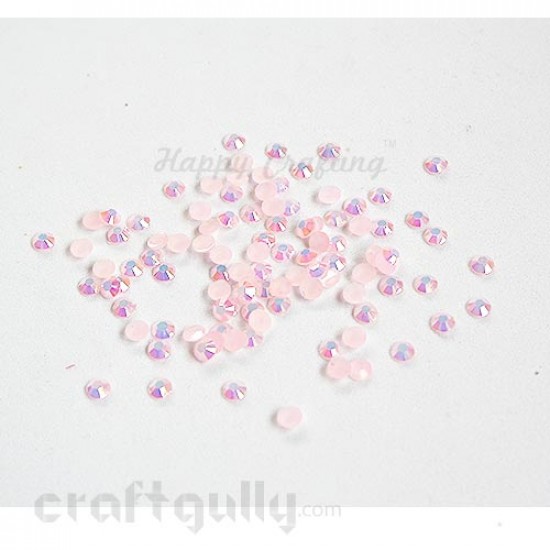 Rhinestones 5mm - Resin - Baby Pink With Lustre - Pack of 100