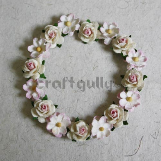 Paper Wreath - Mini Round - White