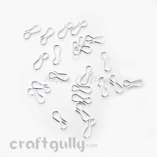 https://www.craftgully.com/image/cache/catalog/jewellery_making/cg3891-clasps-11mm-fish-hooks-silver-finish-1-550x550.jpg