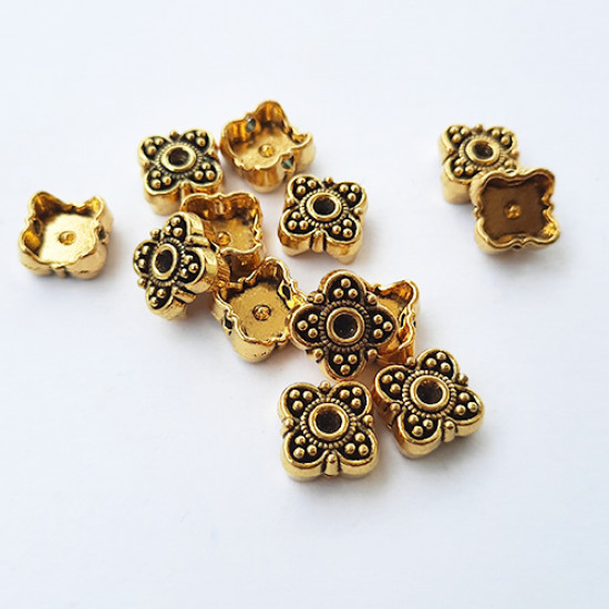 Metal Beads 9mm - Design #18 - Golden Finish - 12 Beads