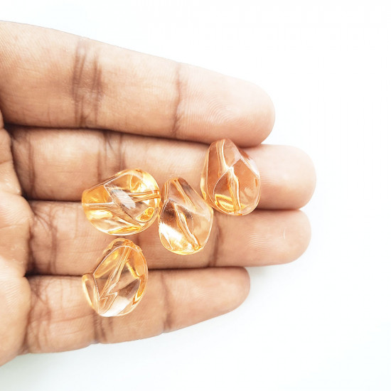 Acrylic Beads 17mm Irregular - Trans. Amber - 6 Beads